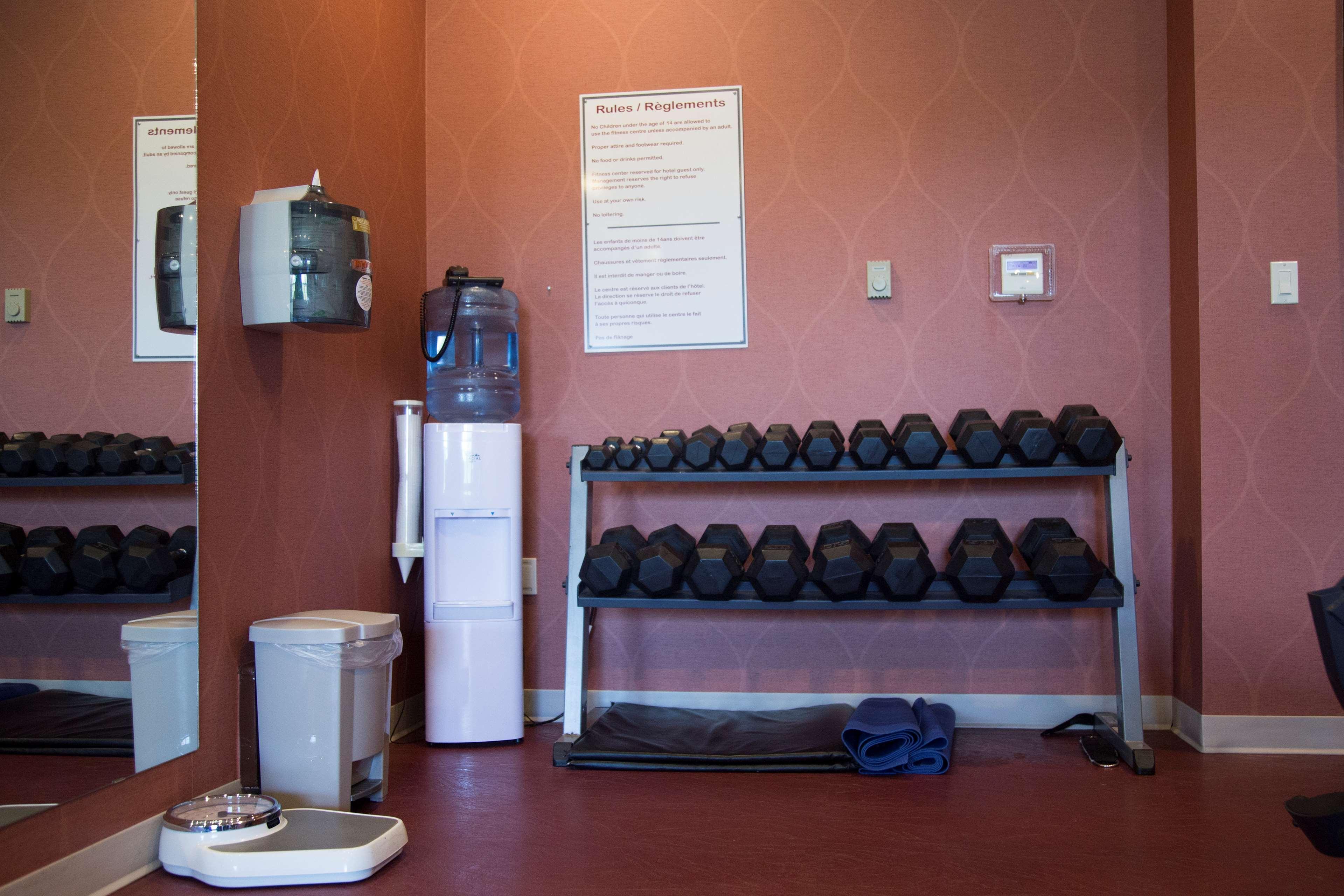 Best Western Plus Fredericton Hotel & Suites Exterior photo